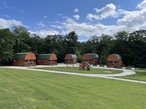 Loft Cabin #5 is near beautiful Cedar River.