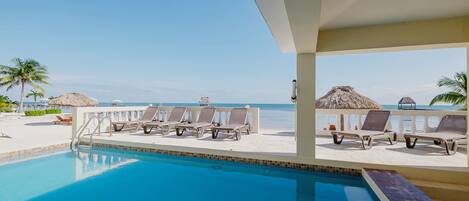 Alberca al aire libre