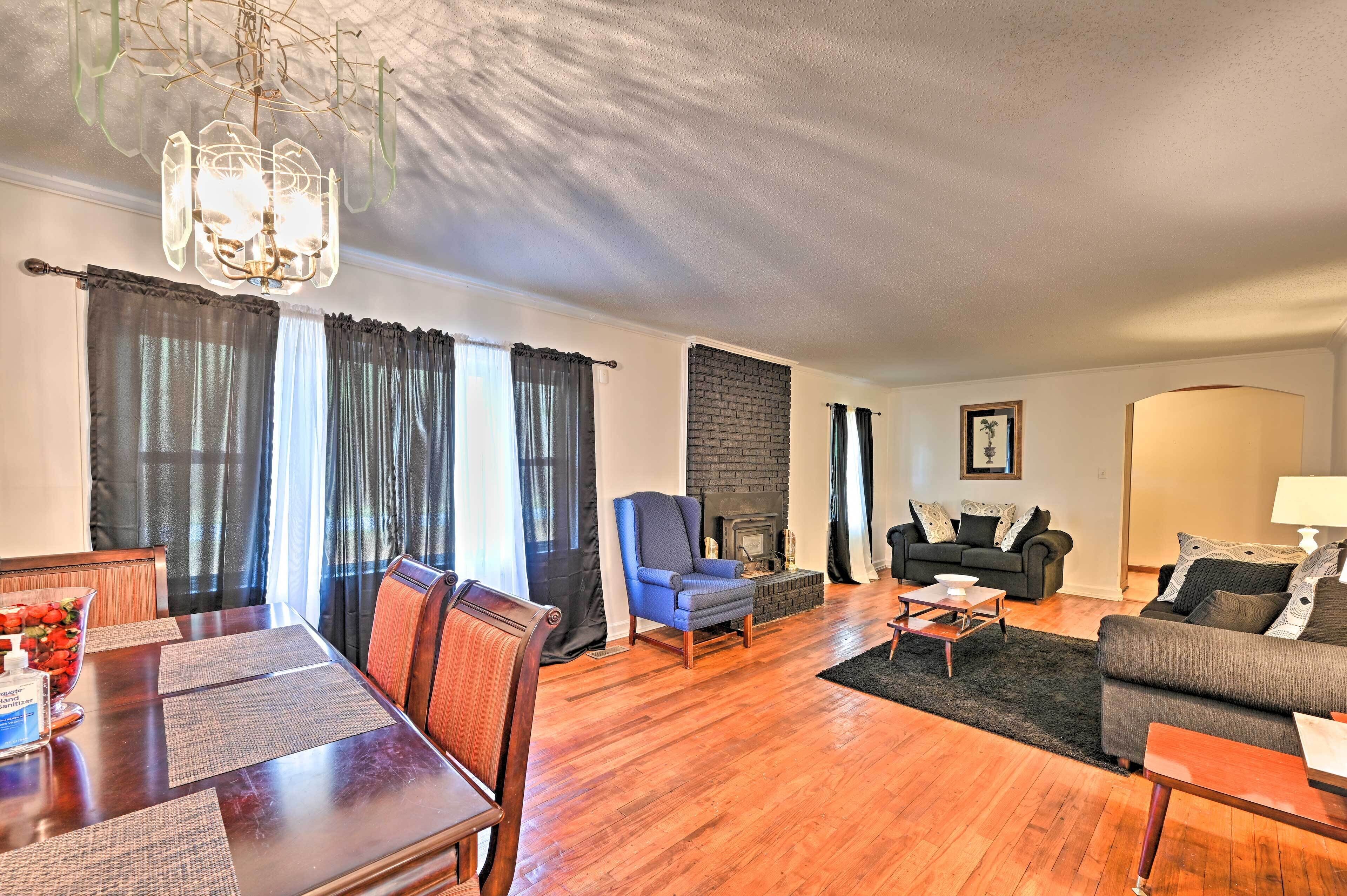 Télévision, cheminée