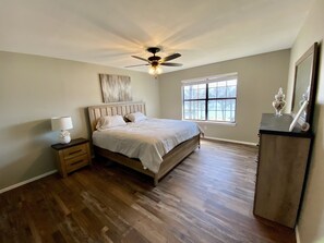 3 chambres, accès au Wi-Fi (inclus), literie fournie