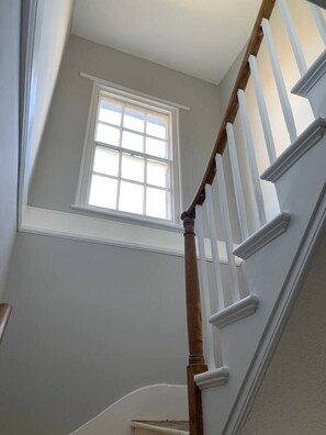 Apartamento, várias camas | Parte interna