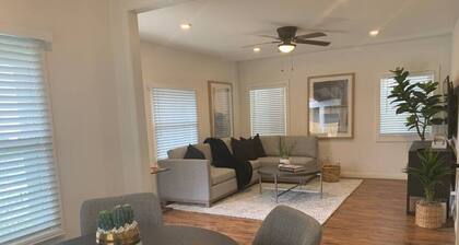Huntington Highlight-Pool, Patio, Close To Beach