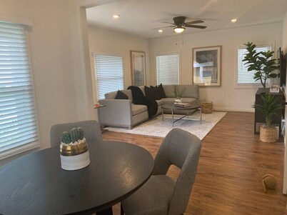 Huntington Highlight-Pool, Patio, Close To Beach