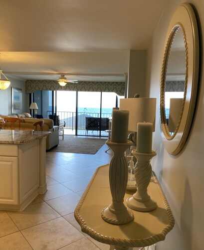 Beautiful oceanfront condo
