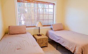 2 bedrooms, free WiFi, bed sheets