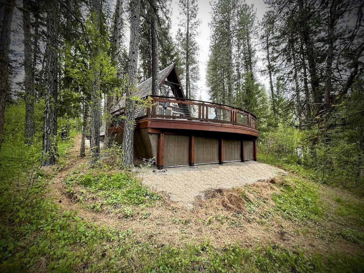 Remodeled A-FRAME cabin, walk 2 hot spring's pool & food