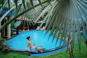Outdoor pool - Abhirama Villas and Spa (Ubud)