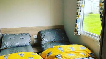 3 bedrooms, WiFi, bed sheets