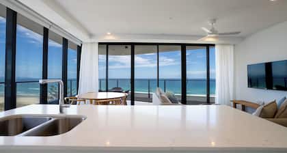 X Kirra Apartments