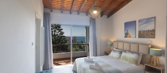 Villa Rosie, Modern 4bdr Ayia Napa Villa With Pool