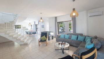 Televisión de pantalla plana