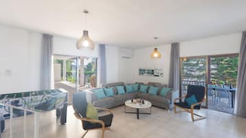 Televisión de pantalla plana