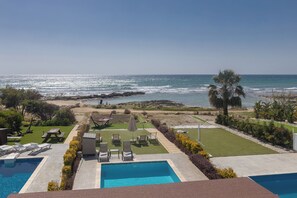 Pool - Villa Suri, Luxury Seafront Villa (Sotira)