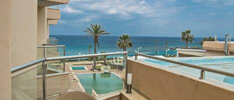 Apartment, 3 Bedrooms, Balcony, Ocean View | Balcony