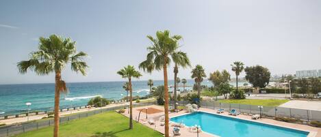 Appartement, 3 chambres, balcon, vue océan | Plage