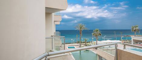 Apartment, 3 Bedrooms, Balcony, Ocean View | Beach | On the beach