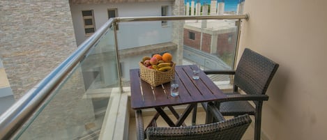 Apartment, 3 Bedrooms, Balcony, Ocean View | Balcony