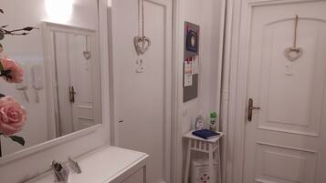 Apartment, 1 Bedroom | Interior