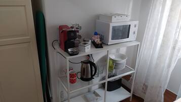 Apartment, 1 Bedroom | Private kitchen