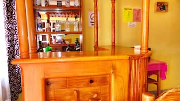 Apartment, 3 Bedrooms, Accessible, Smoking | Lounge