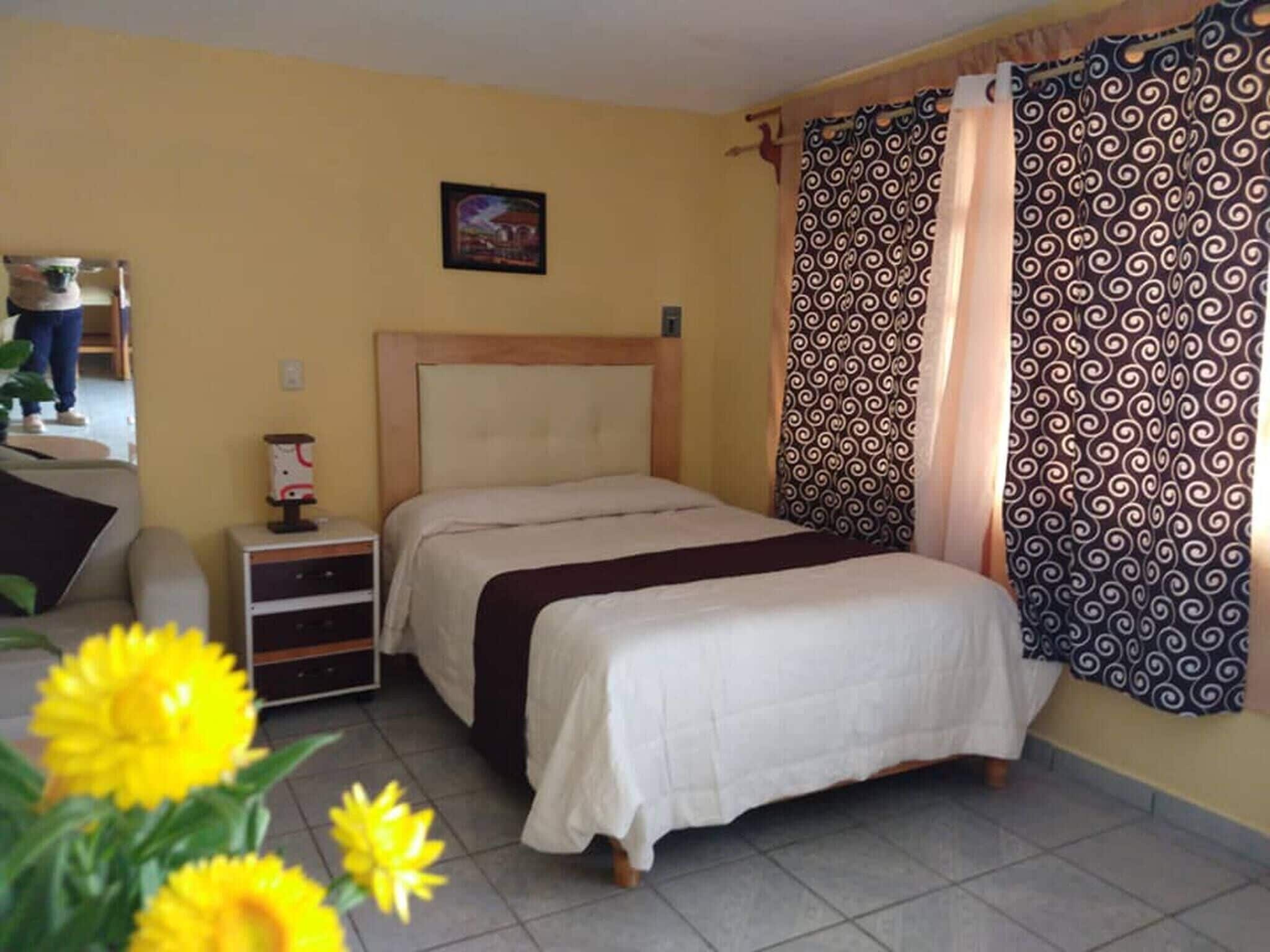 Apartment, 3 Bedrooms, Accessible, Smoking