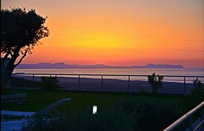 Villa, 3 Bedrooms, Private Pool, Garden View | Garden