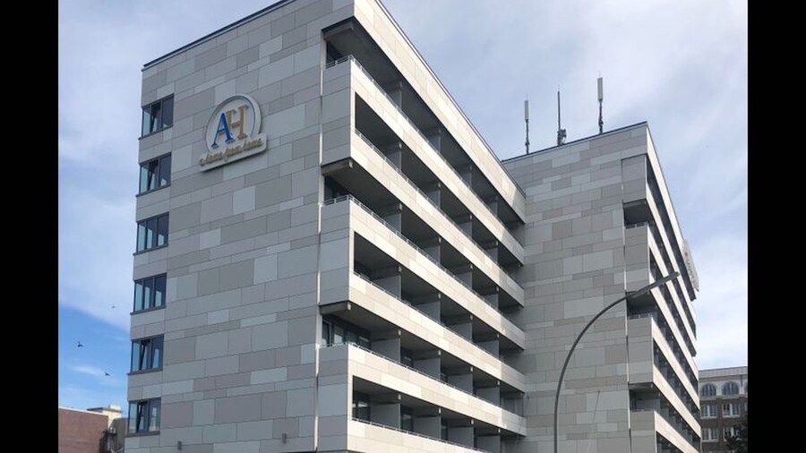 Room-studio for 2 People in Hamburg Mitt