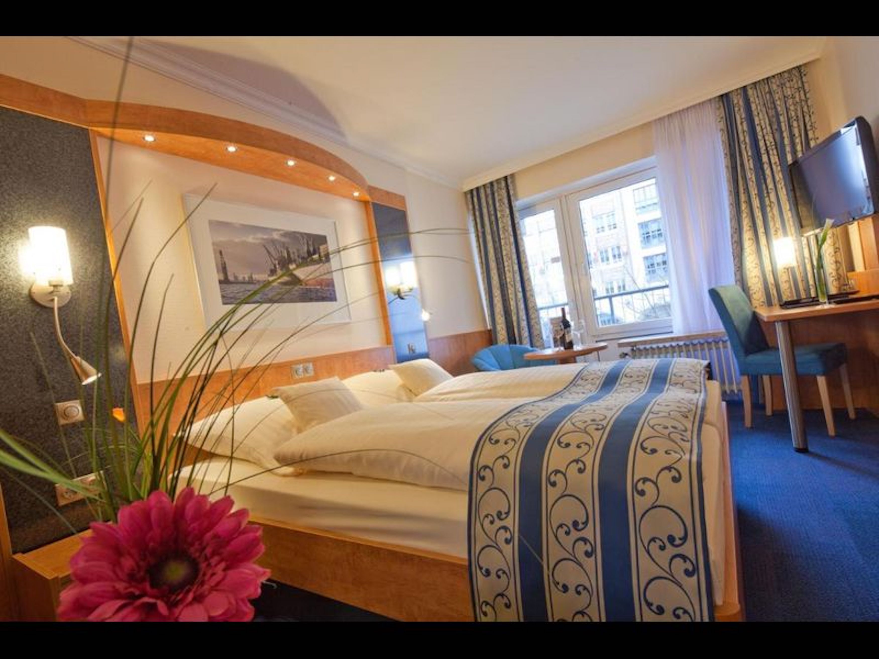 Quarto, 1 quarto, sacada, vista para a cidade | 1 quarto, quartos à prova de som, Wi-Fi de cortesia