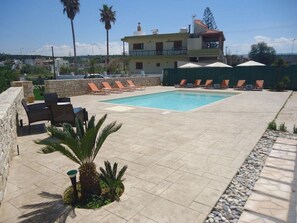 Exterior - Spacious Family Apartment With Sea View And Swimming Pool (Rethymno)