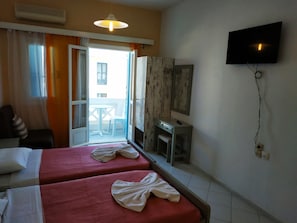 Studio, 1 Schlafzimmer, Balkon | 1 Schlafzimmer, Bettwäsche