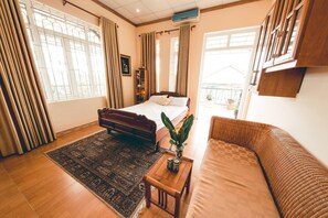 1 bedroom - Hillside Homestay Hue - Em Room top Apartment (Hue)
