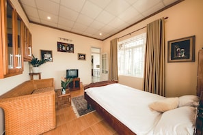 1 bedroom - Hillside Homestay Hue - Em Room top Apartment (Hue)