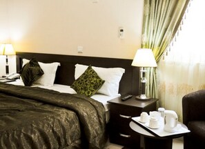 Room, 2 Bedrooms, Accessible, Smoking | 3 bedrooms, iron/ironing board, bed sheets - Room-auris Court - Apartment (Abuja)