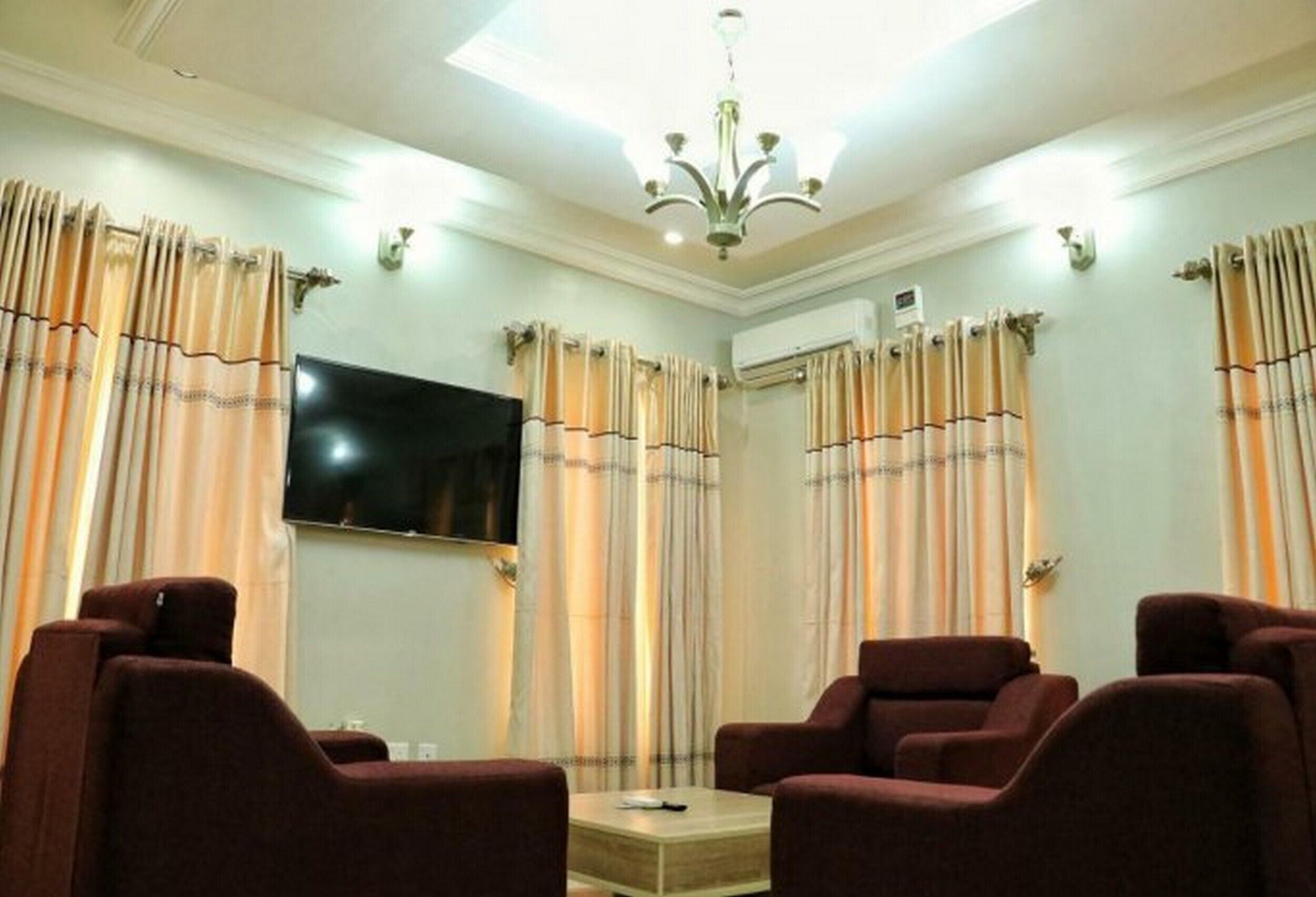 Room, 1 Bedroom, Accessible, Smoking | Room amenity