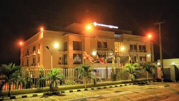 Room, 1 Bedroom, Accessible, Smoking | Exterior