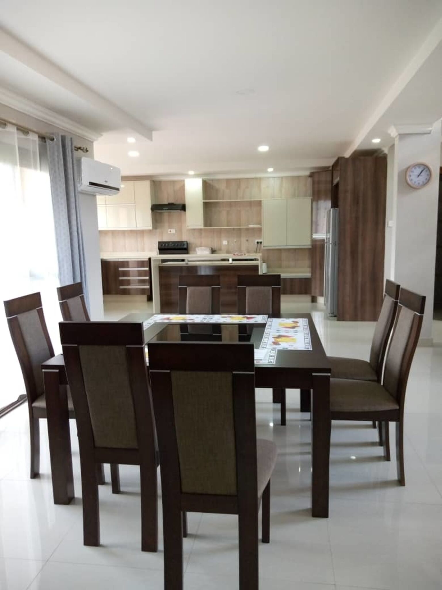 아파트, 침실 4개, 흡연, 테라스 | 다이닝