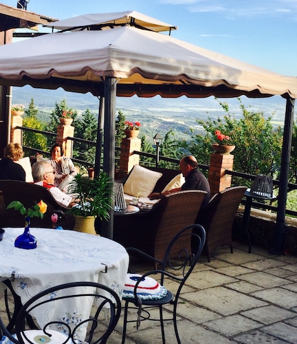 Paradise in Tuscany - Gelsomino Room With Bath And Breakfast