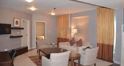 Room-de Brass Suites Hotel - Deluxe