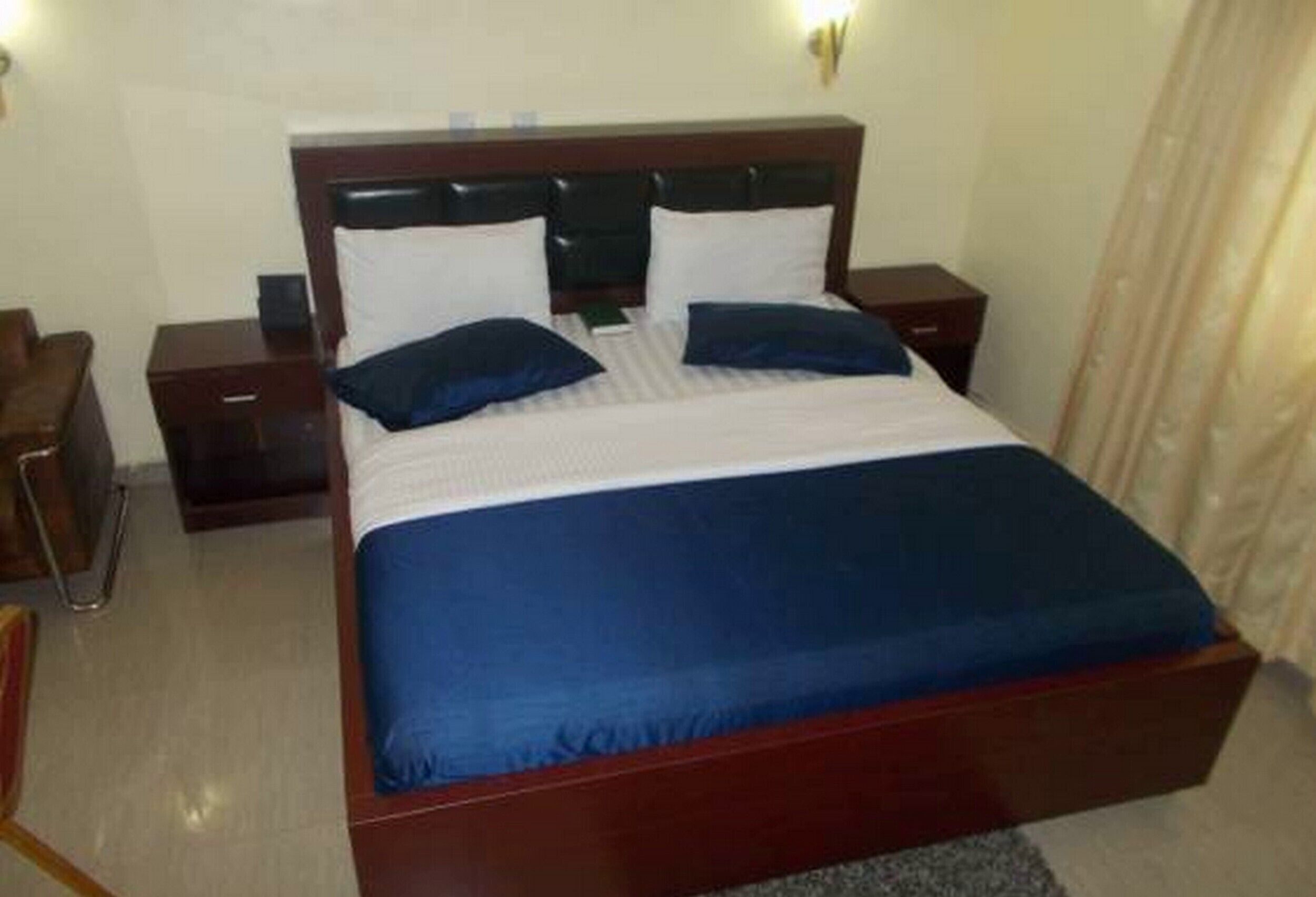 Room, 1 Bedroom, Accessible, Smoking | 1 bedroom