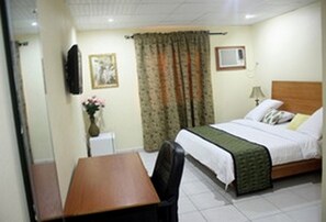 Room, 1 Bedroom, Accessible, Balcony | 1 bedroom - Eaglespark1960 Hotel - Deluxe (Lagos)