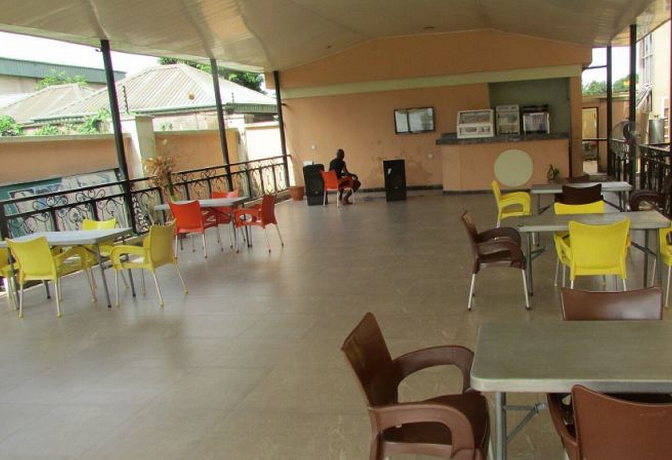 Room, 1 Bedroom, Accessible, Smoking | Dining
