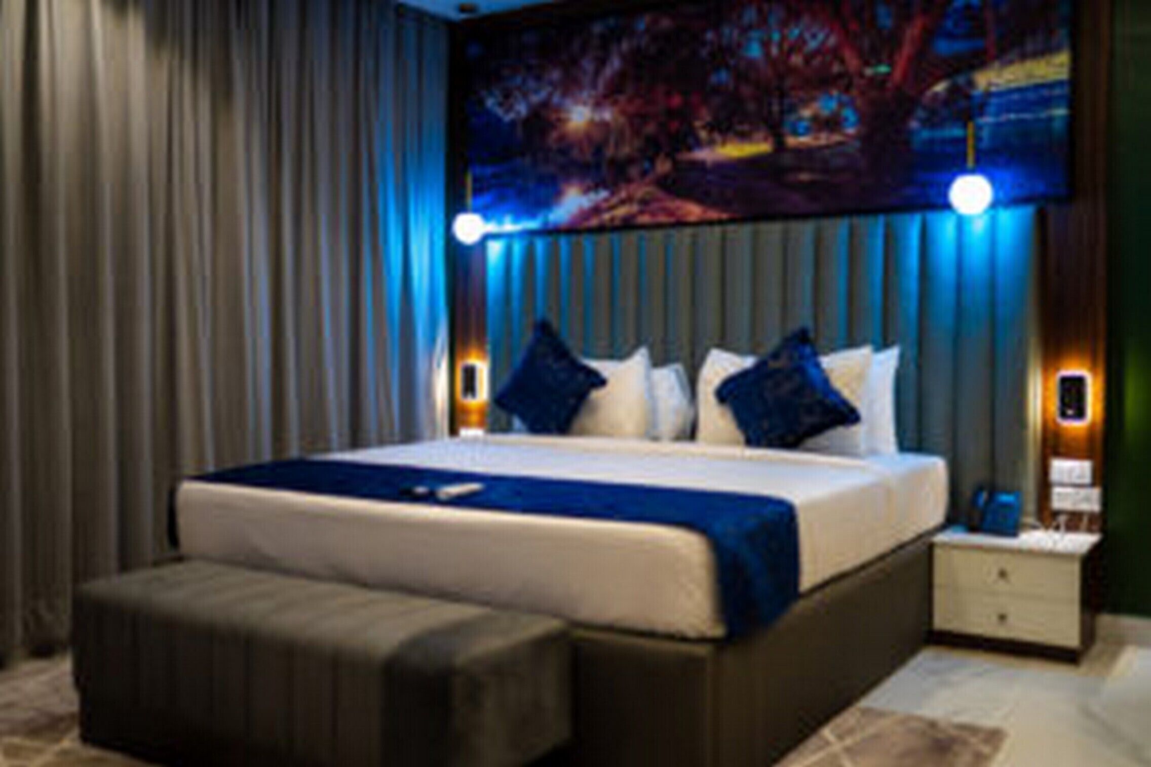 Room, 1 Bedroom, Accessible, Smoking | 1 bedroom