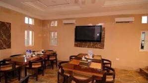 Room, 1 Bedroom, Accessible, Smoking | Dining room - Room-lois Hotel - Diamond (Abuja)