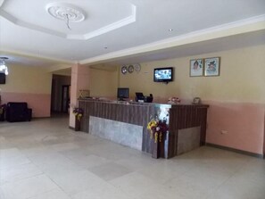 Room, 1 Bedroom, Accessible, Smoking | Lobby - Room-mikagn Hotels and Suites - Guest Ro (Ibadan)
