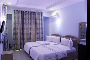Chambre, 1 chambre, accessible aux personnes à mobilité réduite, fumeur | 1 chambre