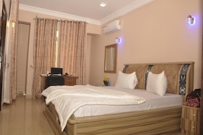 Room, 1 Bedroom, Accessible, Smoking