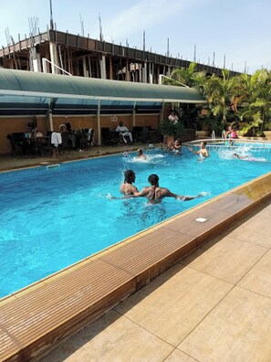 Chambre, 1 chambre, accessible aux personnes à mobilité réduite, fumeur | Piscine
