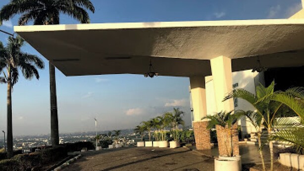 Imagen sin descripción, 1 de 38, botón