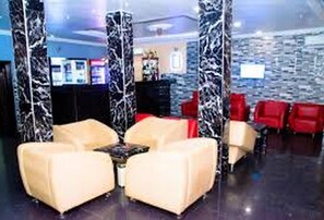 Room, 1 Bedroom, Accessible, Smoking | Dining