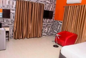 Room, 1 Bedroom, Accessible, Smoking | 1 bedroom, free WiFi - Room-prescott Hotel - Standard (Asaba)